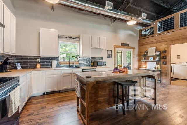 23264 Ryan Road, Robertsdale, AL 36567