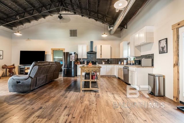 23264 Ryan Road, Robertsdale, AL 36567