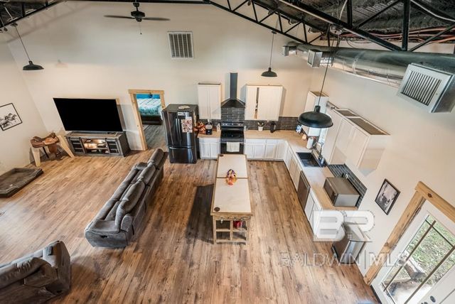 23264 Ryan Road, Robertsdale, AL 36567