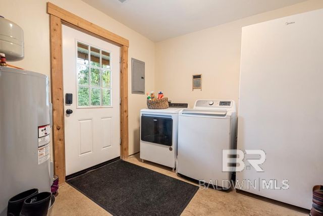 23264 Ryan Road, Robertsdale, AL 36567