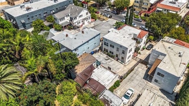 519 N Alexandria, Los Angeles, CA 90004