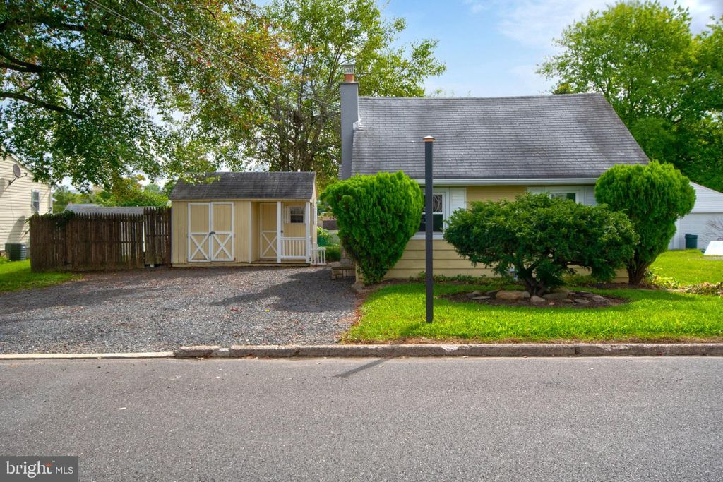 1632 6TH ST, Ewing Twp, NJ 08638 — exterior