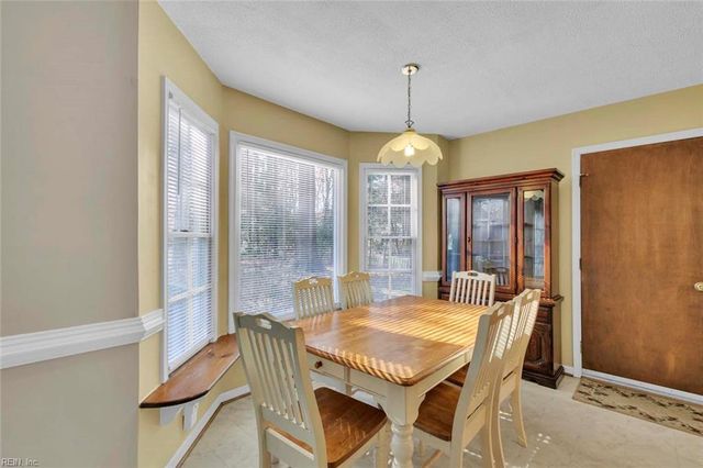 2847 Hidden Lake DR, Williamsburg, VA 23185