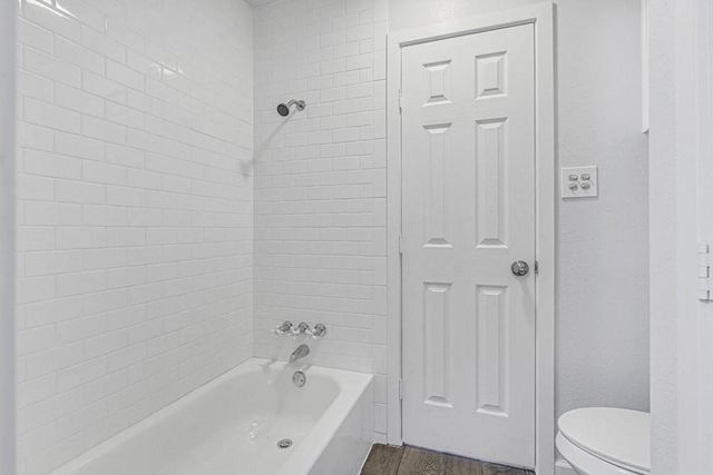 16314 Forest Bend Avenue, Friendswood, TX 77546