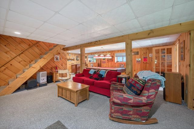 7 Mill Road, Dover, VT 05356