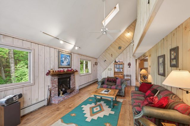 7 Mill Road, Dover, VT 05356