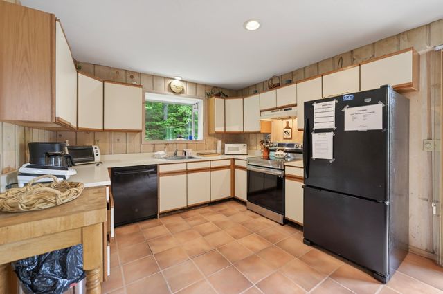 7 Mill Road, Dover, VT 05356