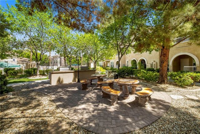 10001 Peace Way 2275, Las Vegas, NV 89147