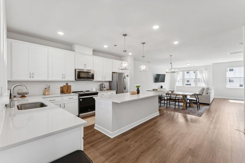 9414 Sun Fountain Drive, Summerville, SC 29485