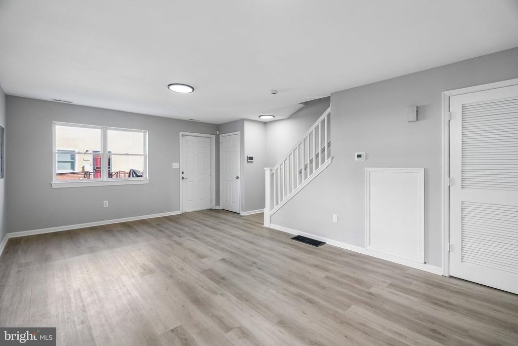 2242 LATONA ST, PHILADELPHIA, PA 19146 — photo 2
