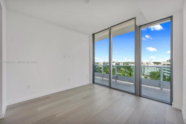 9201 E Bay Harbor Dr 804, Bay Harbor Islands, FL 33154