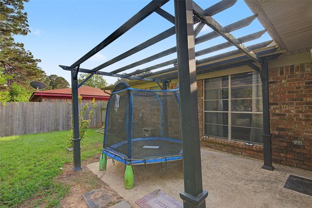 6205 Alameda Drive, Shreveport, LA 71119