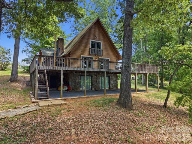 3779 Chevlot Hills Road, Sherrills Ford, NC 28673