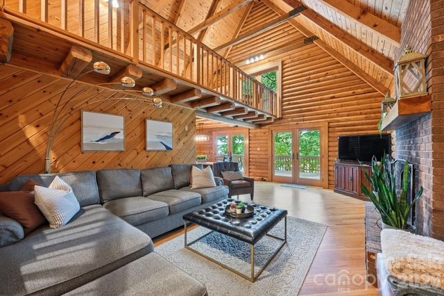 3779 Chevlot Hills Road, Sherrills Ford, NC 28673