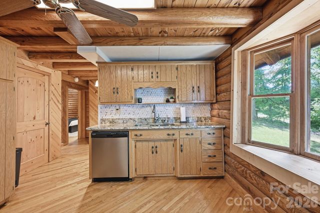 3779 Chevlot Hills Road, Sherrills Ford, NC 28673