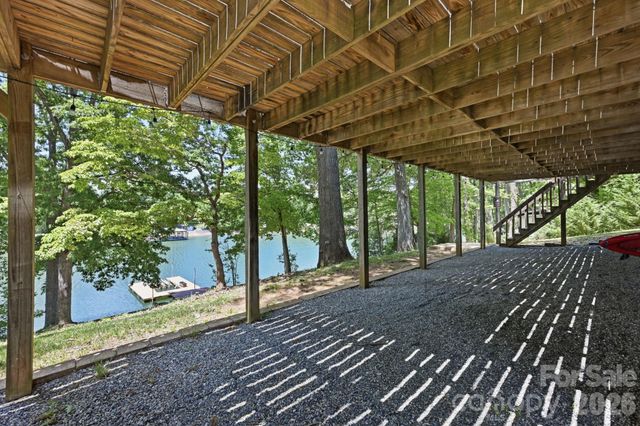 3779 Chevlot Hills Road, Sherrills Ford, NC 28673