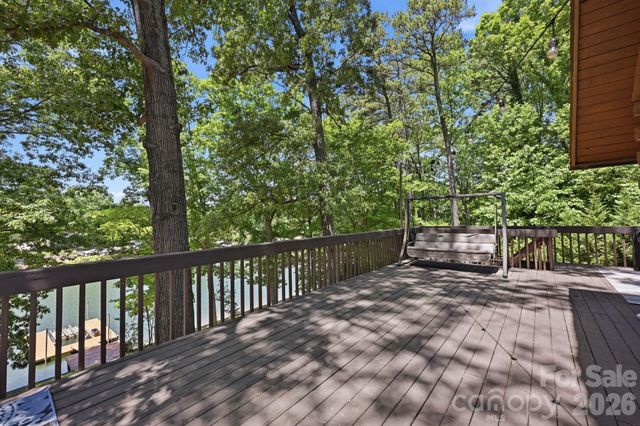3779 Chevlot Hills Road, Sherrills Ford, NC 28673
