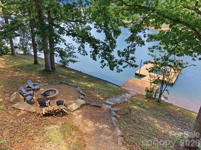 3779 Chevlot Hills Road, Sherrills Ford, NC 28673