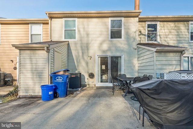 20 FORESTVIEW CT, Marlton, NJ 08053