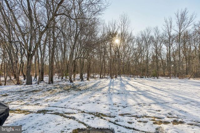 20 FORESTVIEW CT, Marlton, NJ 08053