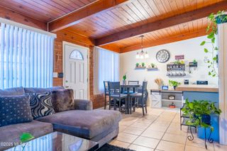 910 N Alvernon Way Apt B, Tucson, AZ 85711