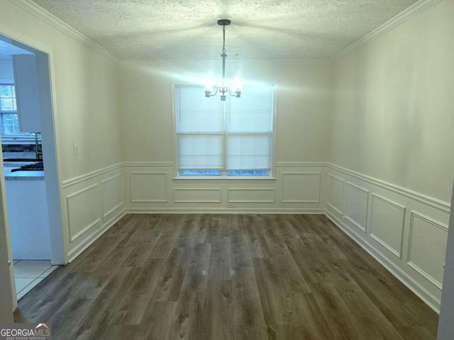 620 Manor Glen Drive, Suwanee, GA 30024