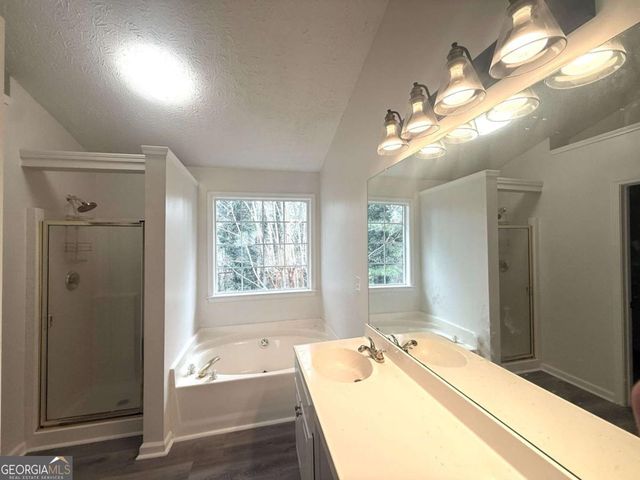 620 Manor Glen Drive, Suwanee, GA 30024