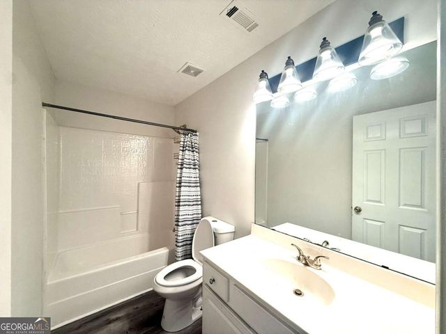 620 Manor Glen Drive, Suwanee, GA 30024