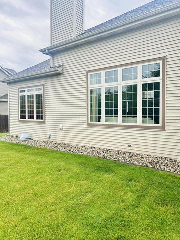 5056 W Evergreen STREET, Franklin, WI 53132