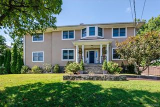 107 Puritan Drive, Port Chester, NY 10573