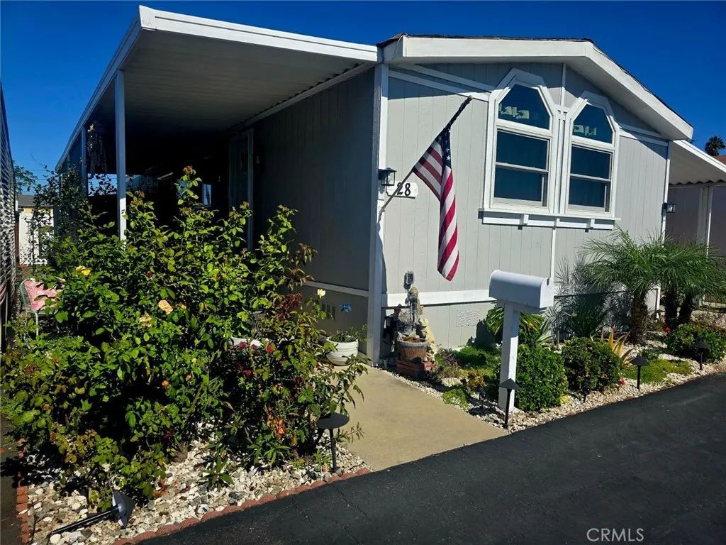 15621 Beach blvd 28, Westminster, CA 92683