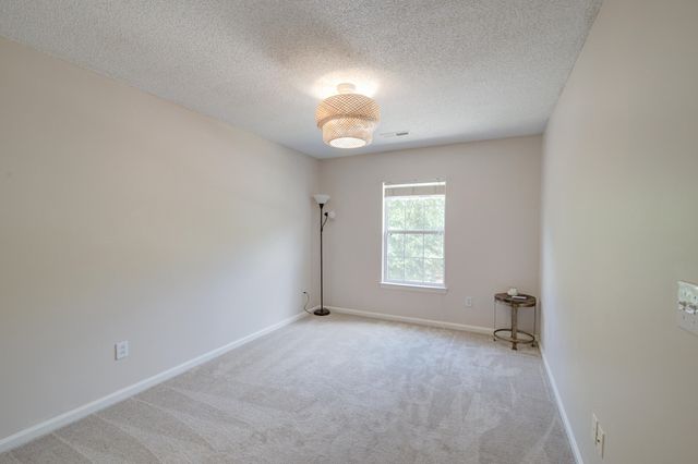 5095 Thornton Drive, Summerville, SC 29485