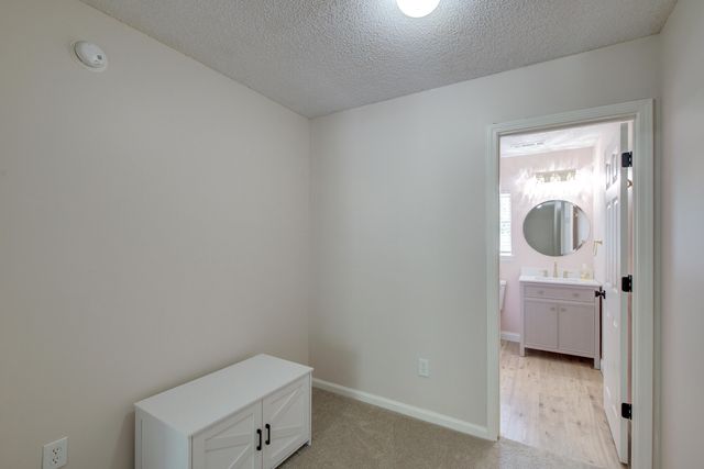 5095 Thornton Drive, Summerville, SC 29485