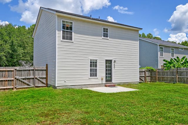 5095 Thornton Drive, Summerville, SC 29485