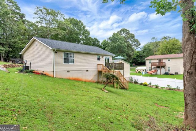 152 Russ Circle, Clarkesville, GA 30523