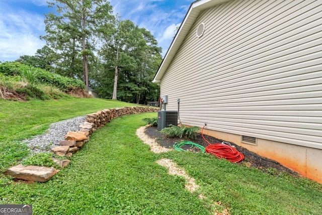 152 Russ Circle, Clarkesville, GA 30523