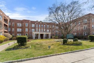 101 Old Mamaroneck Road 2B7, White Plains, NY 10605