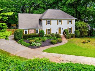 1864 Gloucester Court, Snellville, GA 30078