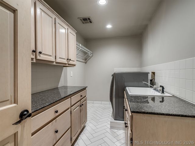 4984 E 114th Place, Tulsa, OK 74137