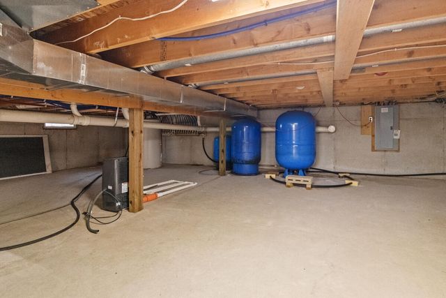 4955 Red Pine Drive, Grant, MI 49327