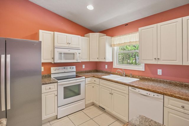 4955 Red Pine Drive, Grant, MI 49327