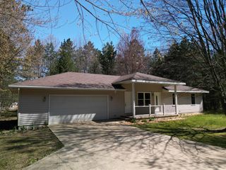 4955 Red Pine Drive, Grant, MI 49327