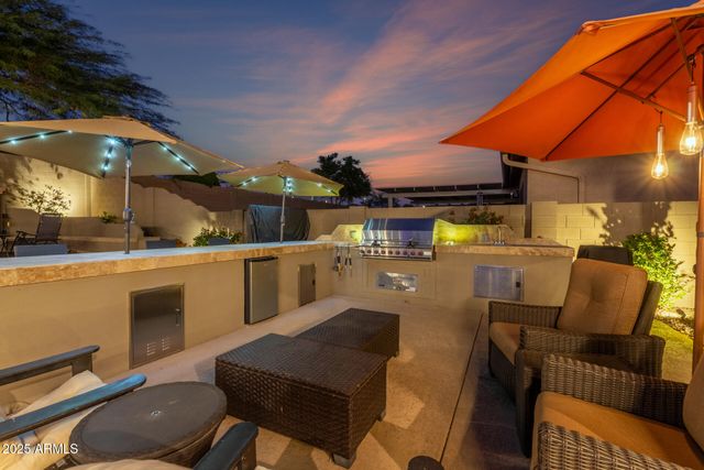 40128 N HICKOK Trail, Phoenix, AZ 85086