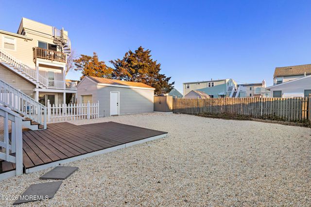 213 W 13th Street, Ship Bottom, NJ 08008