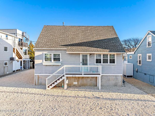 213 W 13th Street, Ship Bottom, NJ 08008