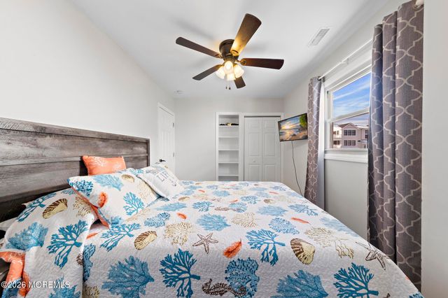 213 W 13th Street, Ship Bottom, NJ 08008