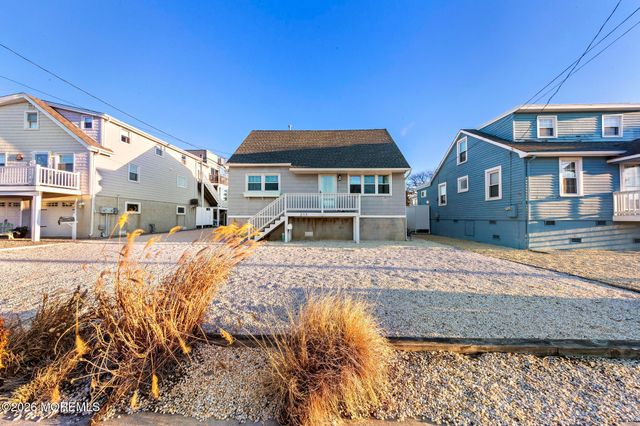 213 W 13th Street, Ship Bottom, NJ 08008