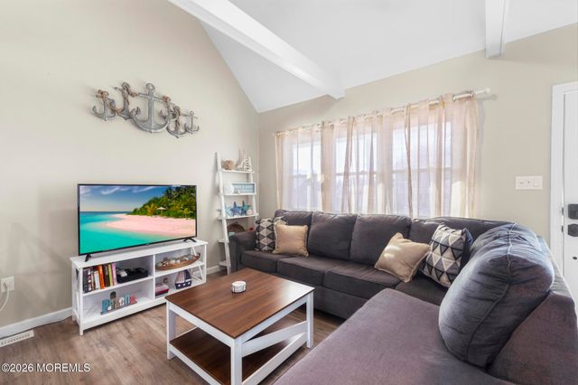 213 W 13th Street, Ship Bottom, NJ 08008