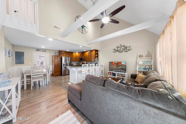 213 W 13th Street, Ship Bottom, NJ 08008