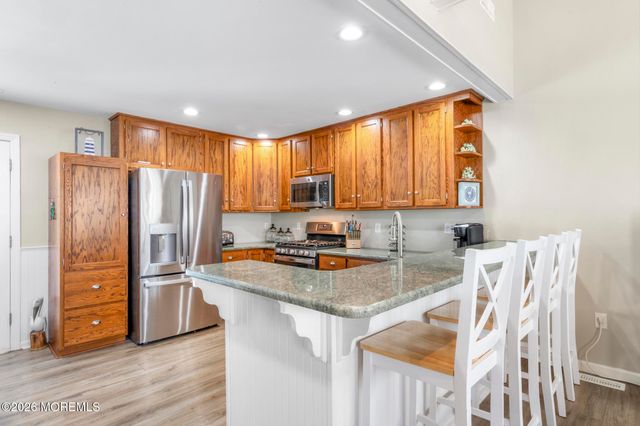 213 W 13th Street, Ship Bottom, NJ 08008